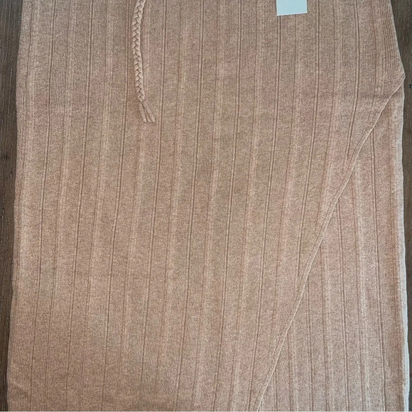 REVOLVE One Grey Day Women’s M Tan Ribbed Cashmere & Cotton Knit Long Maxi Skirt - Picture 5 of 11